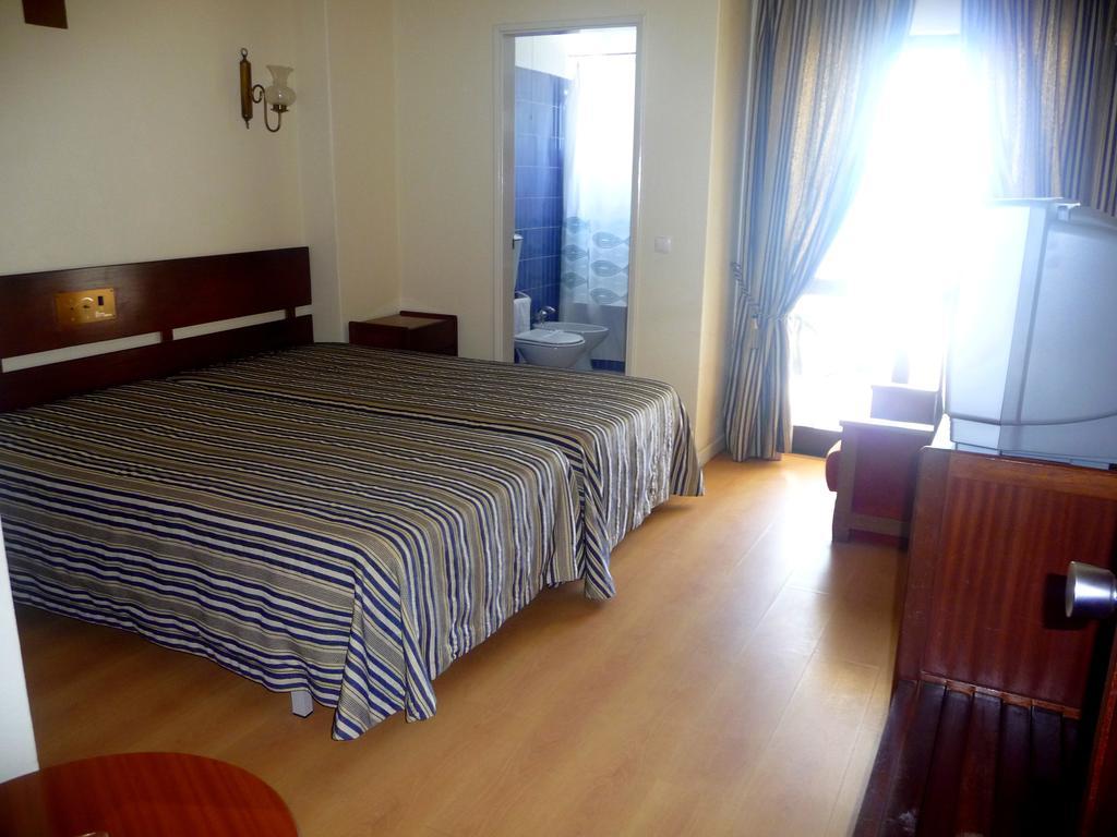 Hotel Tamargueira Figueira da Foz Habitación foto